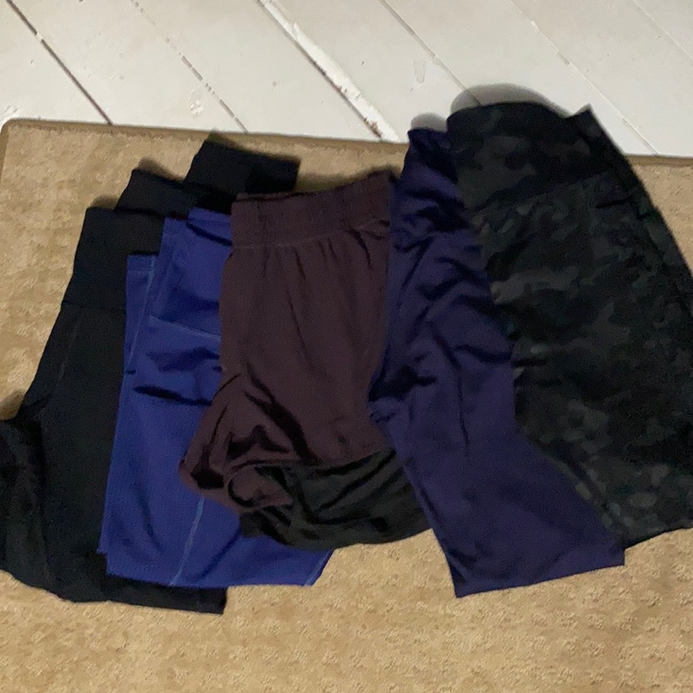 Lot leggings and shorts